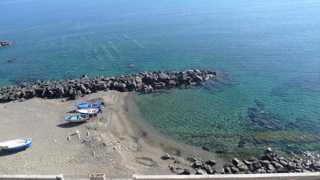Hotel La Riva Giardini-Naxos Exterior foto